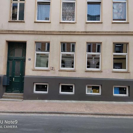 שוורין Familienappartement In Zentrum מראה חיצוני תמונה