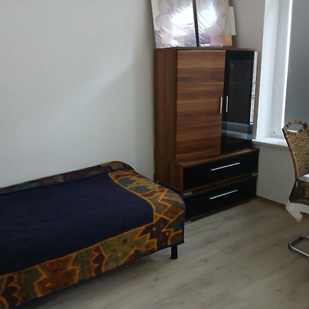 שוורין Familienappartement In Zentrum מראה חיצוני תמונה