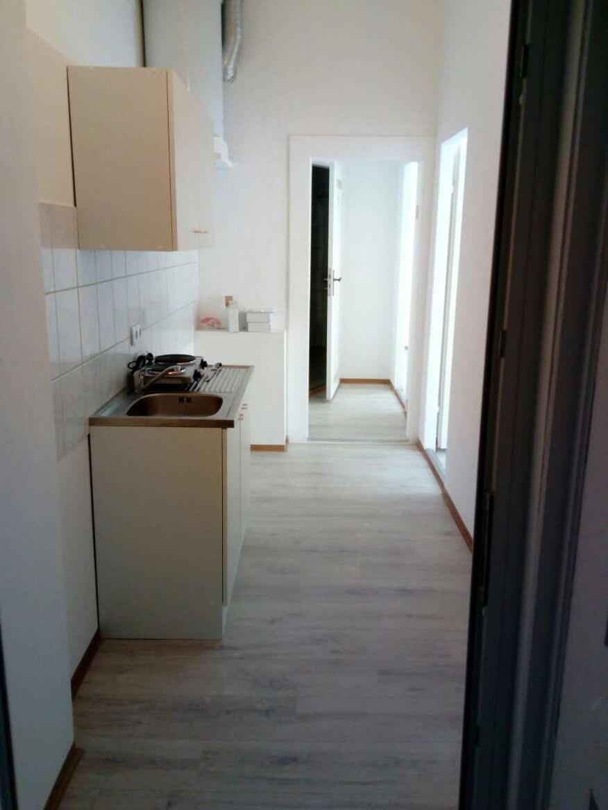 שוורין Familienappartement In Zentrum מראה חיצוני תמונה